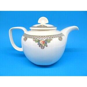 Wedgwood Pergola 5 Cup Tea Pot With Lid In Pristine Condition